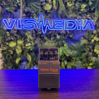 Гитарная педаль Boss MT-2 Гитарная педаль Boss MT-2