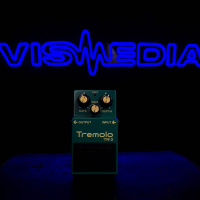 Гитарная педаль Boss TR-2 Tremolo