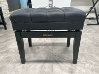 Банкетка для пианино Roland RPB-500BK Банкетка для пианино Roland RPB-500BK