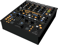 Микшерный пульт Behringer DDM4000 Микшерный пульт Behringer DDM4000