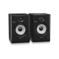 Студийный монитор BEHRINGER TRUTH 5 BT (пара) Студийный монитор BEHRINGER TRUTH 5 BT (пара)