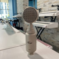 Микрофон Октава МК-115 никель, деревянный футляр