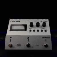 Вокальный процессор Boss VE-500