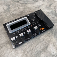 Процессор эффектов гитарный ROLAND GR-55GK-BK Процессор эффектов гитарный ROLAND GR-55GK-BK