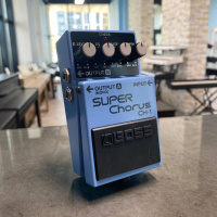 Педаль эффектов Boss CH-1 Педаль эффектов Boss CH-1