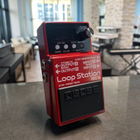 Гитарная педаль Boss RC-5 Гитарная педаль Boss RC-5