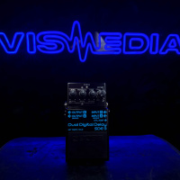 Педаль эффектов Boss SDE-3