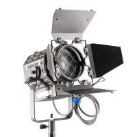 Прожектор Logocam Fresnel 650 Halogen Прожектор Logocam Fresnel 650 Halogen