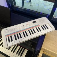 Синтезатор Yamaha PSS-E30 Синтезатор Yamaha PSS-E30